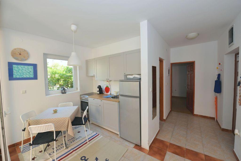 Apartment Nano-Maris Novalja Eksteriør bilde